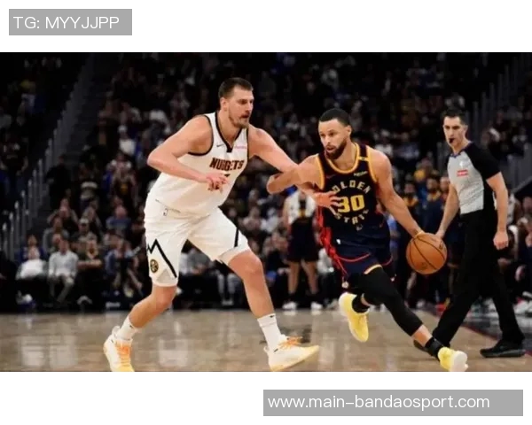 库里上半场表现分析7投3中三分命中率不佳正负值为负5如何影响比赛走势